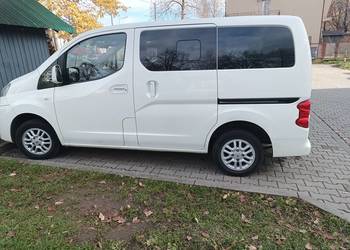 Nissan nv 200