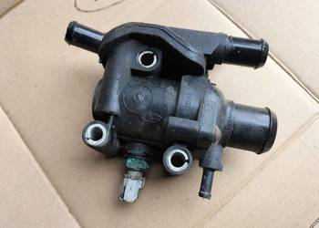 FORD MONDEO MK2 2.0 OBUDOWA TERMOSTATU TERMOSTAT