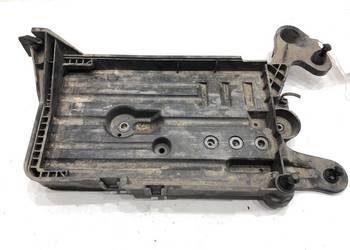 PODSTAWA AKUMULATORA SKODA OCTAVIA III 1.6 105KM UCHWYT