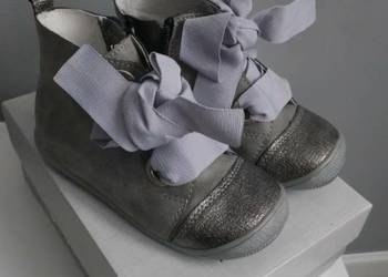 Buty popiel rozmiar 25 (nr63)