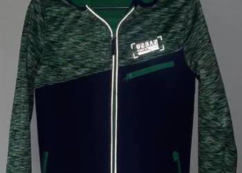 Bluza chłopięca z kapturem r.146/152 przeciwdeszczowa