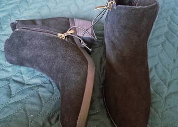 NOWE Botki zamszowe CLEVE, rozm 37, skóra, czarne, stylowe z zamkiem