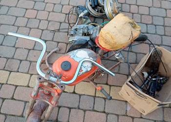 Motorynka M2 w częściach