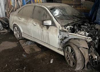 Mercedes Klasy C W204 220 CDI 2011r. – Uszkodzony, Tylny zderzak AMG, Dawca