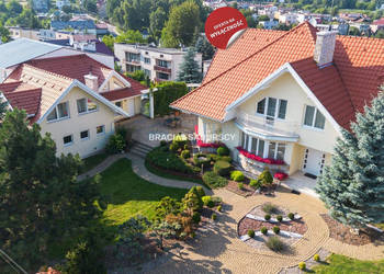 Oferta sprzedaży domu wolnostojącego Wieliczka 775.2m2