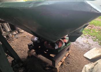 Sprzedam rozsiewacz nawozu amazone