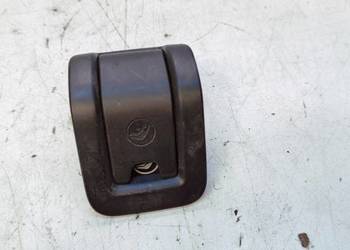 ZAŚLEPKA MOCOWANIA ISOFIX TYŁ AUDI A3 8V 8V0887233A 8V0887187