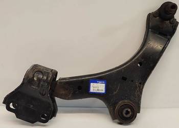 VOLVO V60 WAHACZ LEWY PRZÓD 31317661