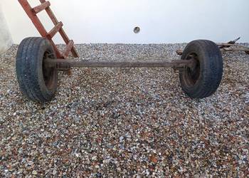 Przyczepka samochodowa - oś. Dowód rejestracyjny.