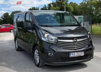 Vivaro Raty 9 osobowy nawiewy w dachu na kazdy rzad niski przebieg