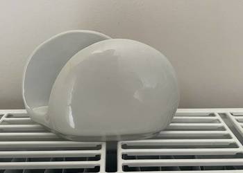 Lubiana biały serwetnik PRL