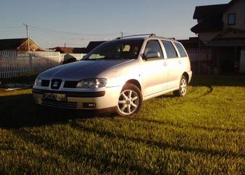 seat vario fajne rodzinne autko