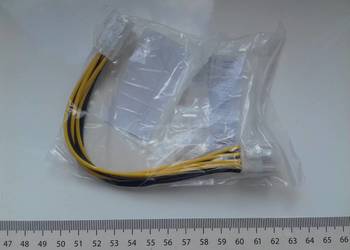 Przejściówka z zasilacza ATX EPS do MB-CPU z 4Pin męski na 8Pin żeński, EPS