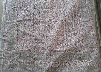 Przydymiony róż chusta apaszka bandamka wzór kwiaty