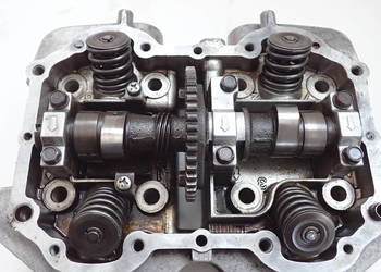 Głowica Zawory Mostki Wałek Rozrządu Kawasaki KZ 440 Ltd 80-92r Cruiser Caf
