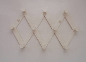 Wieszak łazienkowy plastikowy biały