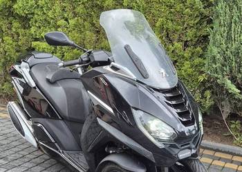 Rama z dokumentami Peugeot Metropolis 2021