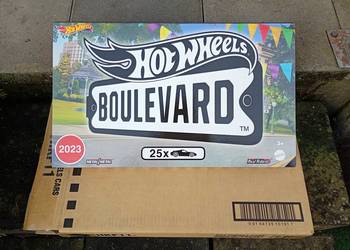 BOX BOULEVARD 2023 Hot wheels zestaw model 1/64 auta Premium z wysyłką