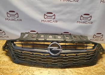 Grill Atrapa Opel Corsa E 39003576