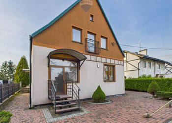 Dom z lokalem Cedry Wielkie