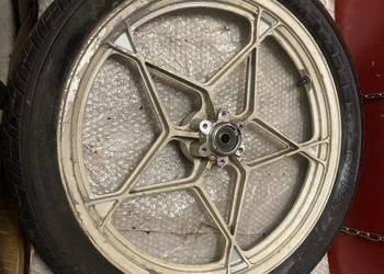 Suzuki GSX 1100 Katana przednie koło felga opona C392 Suzuki GSX 1100 Katana przednie koło felga opona C392