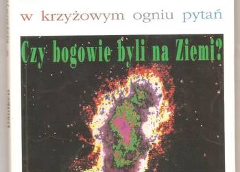 W KRZYŻOWYM OGNIU PYTAŃ - DANIKEN VON ERICH