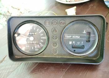 Trabant zegary wskaźniki