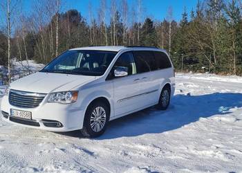 CHRYSLER TOWN AND COUNTRY 2015 BENZYNA + LPG