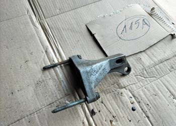 ŁAPA WSPORNIK SKRZYNI BIEGÓW  357199353A  GOLF 2 3 PASSAT B4 1.9TDI