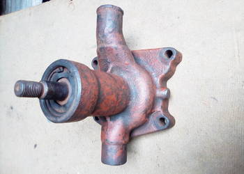 Pompa wodna Ursus C 355, C 360, Zetor
