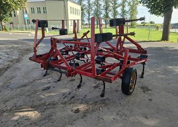 Agregat Vibroflex  4m , głebosz , bezorkowiec . Ścierniskowiec konskidle