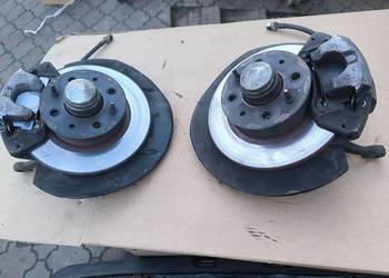 Polonez FSO  Fiat 125p piasta tarcza  zwrotnica zacisk osłona zawieszenie