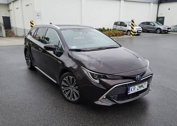 Toyota Corolla 2.0 184KM TS Executive VIP HAK opony lato zima