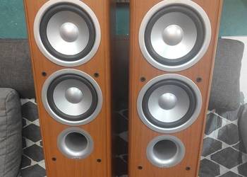 Kolumny podłogowe JAMO E350.