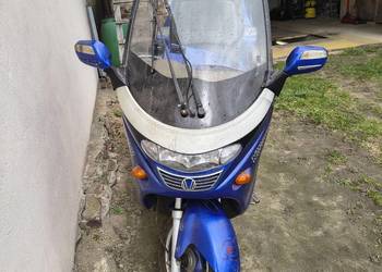 Skuter 50 cm z dachem