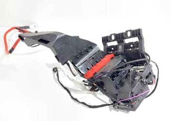 SKRZYNKA BEZPIECZNIKÓW ROZDZIELACZ PRĄDU BMW G30 6817771 Sedan/Limuzyn