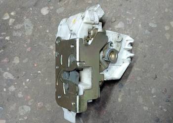 FOCUS MK1 ZAMEK DRZWI PRZÓD PRAWY XS41A21812
