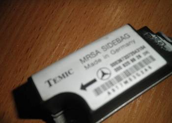 Sensor poduszki bocznej Mercedes W210 000 820 99 26