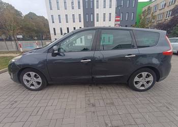 Renault grand scenic