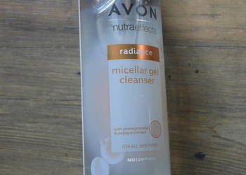 Żel micelarny do oczyszczania twarzy Avon