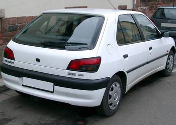 Peugeot 306, chłodnica, lampy tylne inne