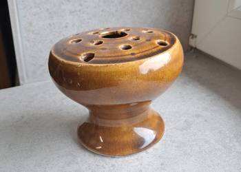 ikebana z prlu wys 9 cm,  śr 11 cm stan bdb-