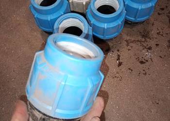 Złączka skręcana zaciskowa do PE 50mm x 1,1/2"