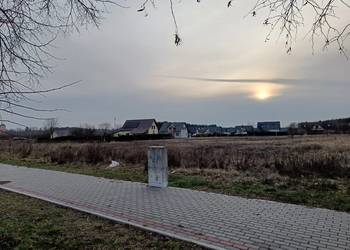 Działka usługowo - mieszkaniowa Siedlisko, uzbrojona