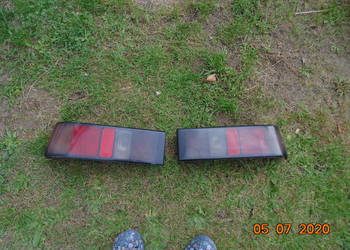 Lampa  tylna prawa lub lewa Ford Sierra 90-93 sedan dymione