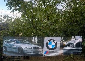 Baner BMW o wymiarach 180x45 cm