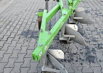 Pług 3 skibowy bomet