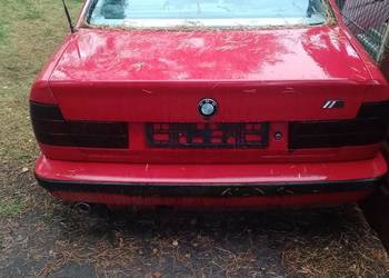 BMW e34, LAMPY TYL ciemne.