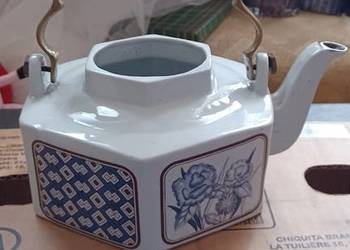 porcelanowy czajnik w kształcie sześciokąta, MODELE DEPOSE czy do uzytku?