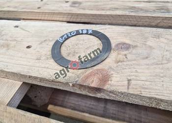 Podkładka oporowa łożyska John Deere 6155M